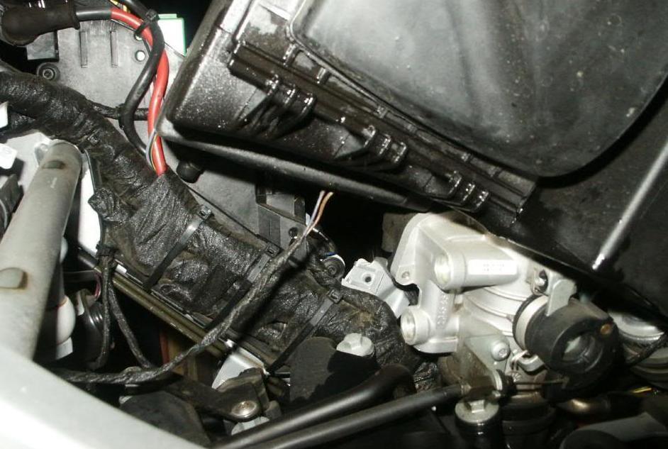 патрубок BMW f650cs