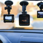 Как выбрать видеорегистратор для автомобиля: на что обращать внимание при покупке оборудования + рейтинг лучших моделей в 2021 году