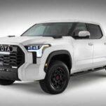 Новый пикап Toyota Tundra полностью раскрыт на официальном снимке
